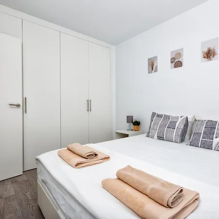 The Village Retreat Apartman *